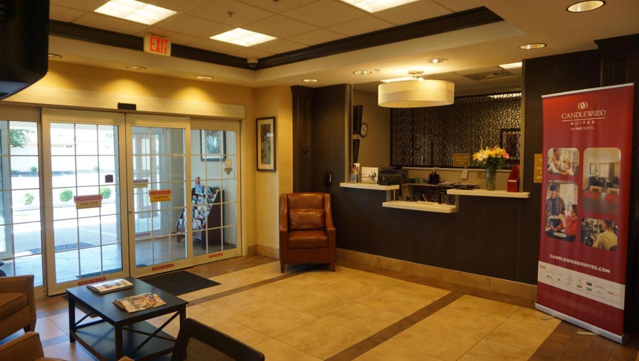 Candlewood Suites-West Springfield By Ihg Exterior photo