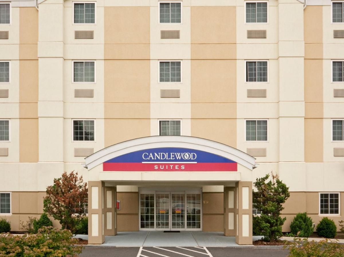 Candlewood Suites-West Springfield By Ihg Exterior photo